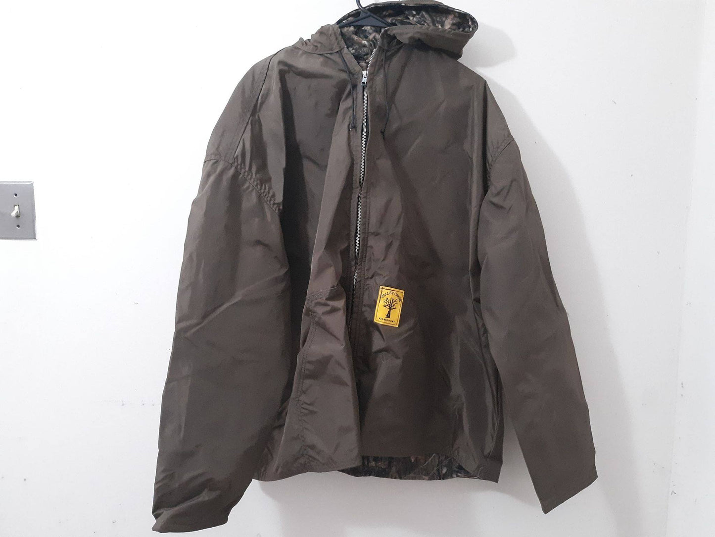 Adult Camo Lined Briaproof Nylon Jacket - coonhoundin