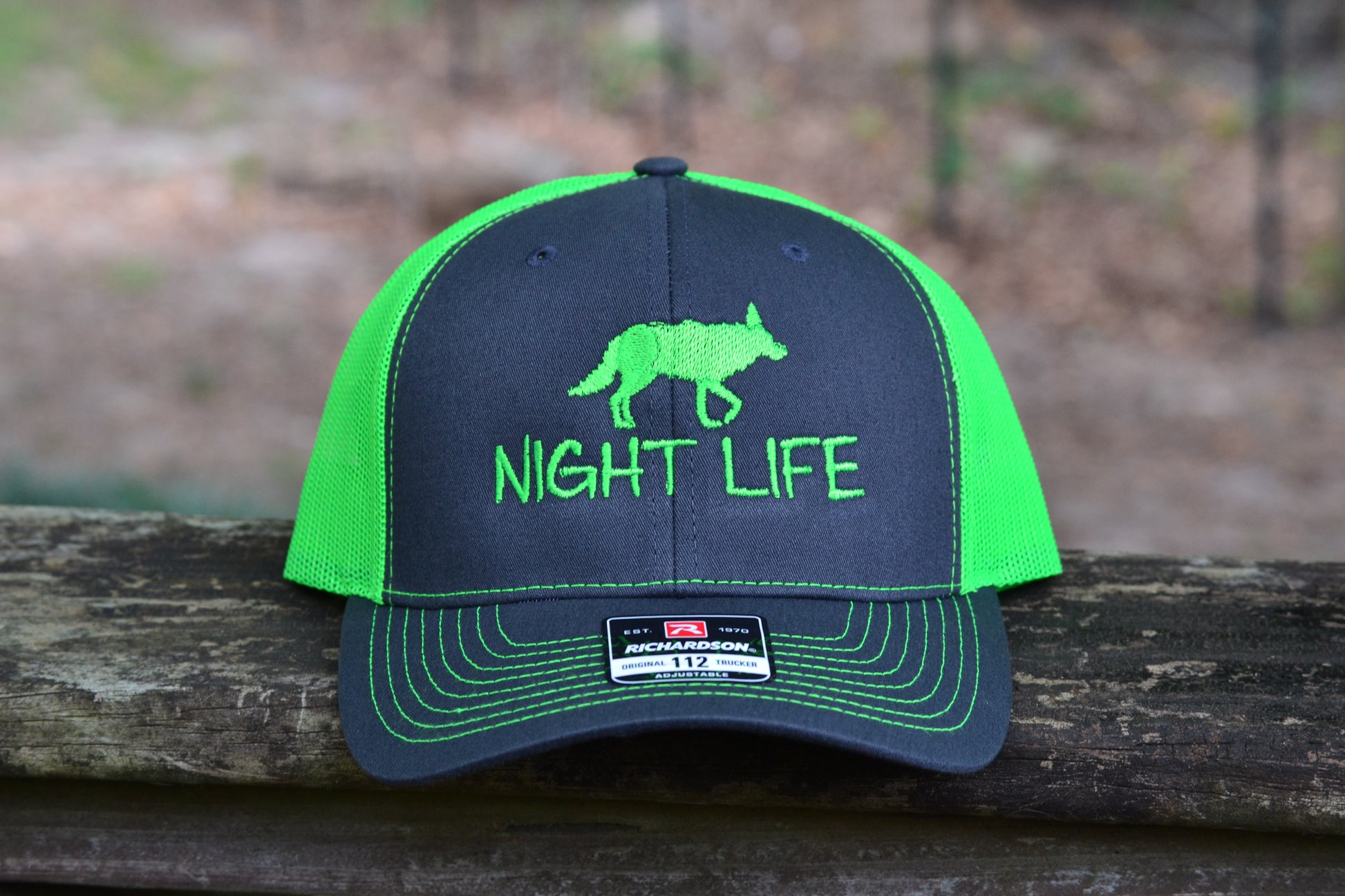 Coyote Hunting Richardson Snapback Mesh Trucker Hat - coonhoundin