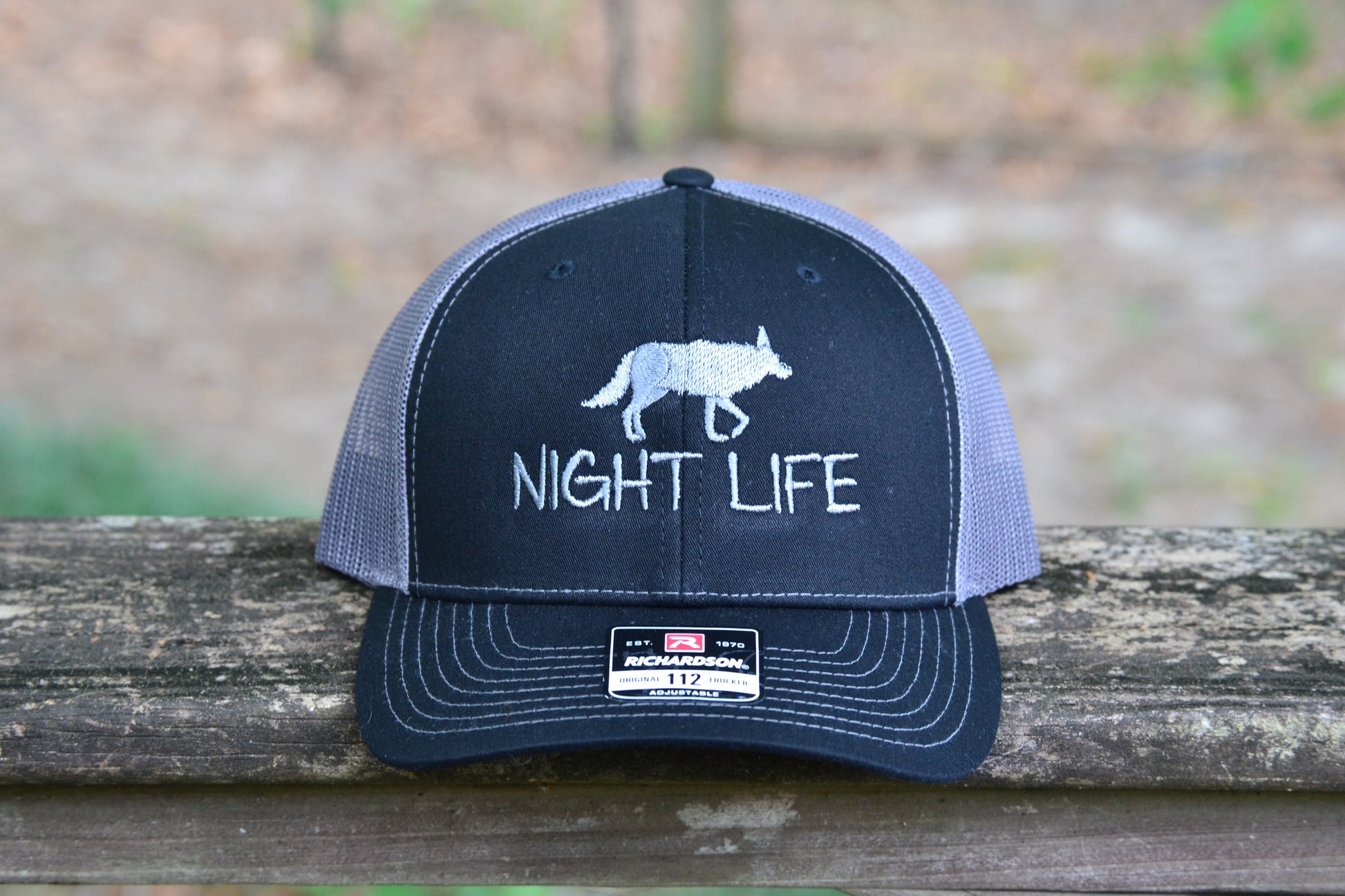 Coyote Hunting Richardson Snapback Mesh Trucker Hat - coonhoundin